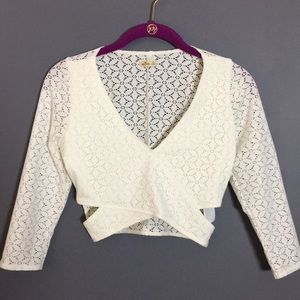 White Hollister lace crop top (Medium)